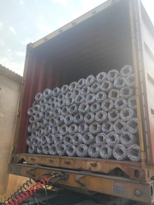 ASTM 6 8 9 10 12 14 18 20 Arame farpado galvanizado mergulhado a quente com comprimento de barbante e requisitos dos clientes de arame farpado