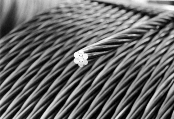 Corda de arame de aço de alta compressão de 6 mm para elevador 20 mm 24 mm Estrutura de construção galvanizada de aço