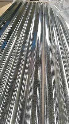 Z30-Z40 Revestimento BS Padrão Chapa de telhado de ferro galvanizado Estrutura de aço Chapas de telhado onduladas Chapas de telhado revestidas de zinco