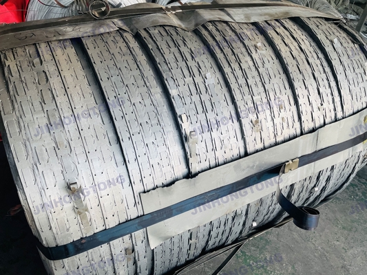 Com alta resistência à tração fio galvanizado a quente CBT-65 aço inoxidável espiral de barbear arame farpado para cerca Concertina