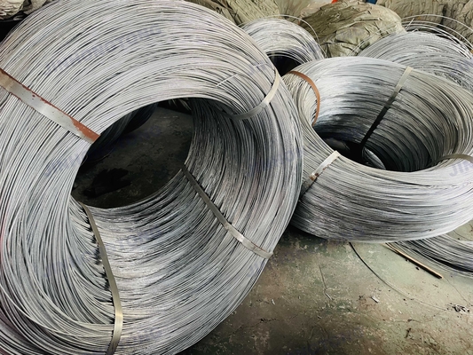 20 Gauge Galvanized Steel Wire 12/16/18 Gauge Electro GI Bonding Wire Tolerância ± 1% Adequado para aplicações versáteis