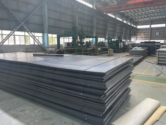 Dobragem de chapas de aço carbono de grande porte 2*1250*6000mm Q355 SS400 Q195 laminadas a quente