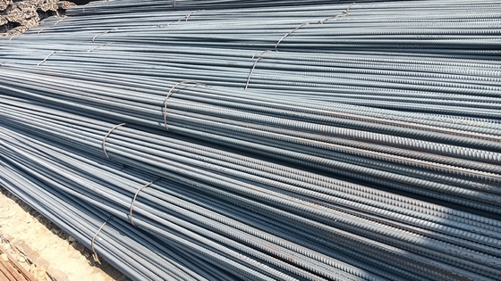 10 mm 12 mm DIN Rebar de aço deformado Rodas de concreto de ferro em HRB400/500 Grau para a indústria da construção