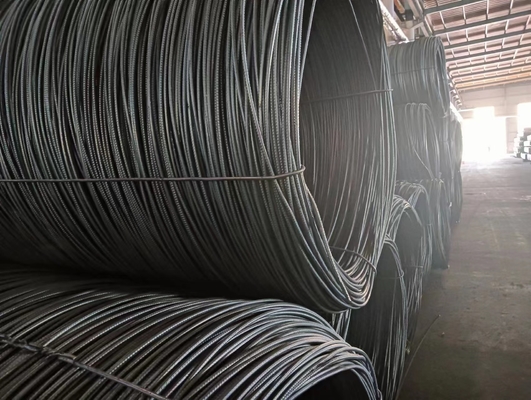 10 mm 12 mm DIN Rebar de aço deformado Rodas de concreto de ferro em HRB400/500 Grau para a indústria da construção
