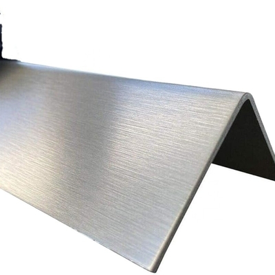 Q235/Q345/SS400/ST37-2/ST52/Q420/Q460/S235JR/S275JR/S355JR Ângulo de aço leve 40 mm x 40 mm x 5 mm para projetos de construção