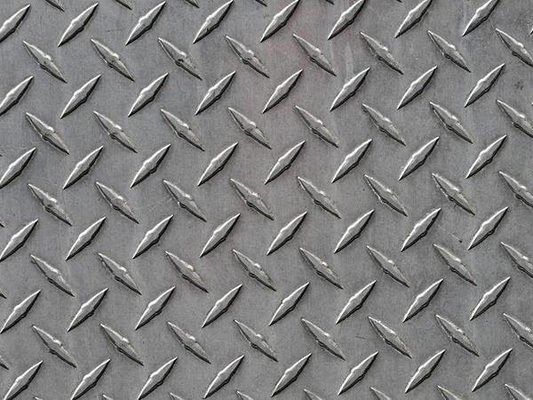Chapa Q235 MS Chapa de aço de diamante Chapa de aço de carbono leve/Chapa de aço a quadros A36 HR/Chapa desenhada com tolerância ±1%