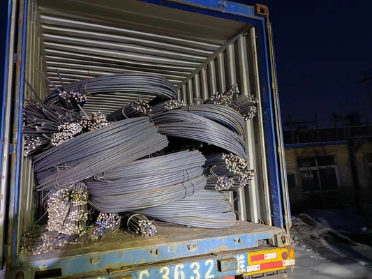 HRB355 HRB500 HRB400 Rebar de aço com nervuras quentes 8 mm 10 mm 12 mm A400C A500C A600C com alta durabilidade e resistência à corrosão