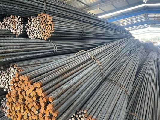 Aço estrutural de carbono HRB 400/500 BS460/ASTM A615 Barra de aço deformada reforço de reforço 12 mm 16 mm laminado a quente para construção