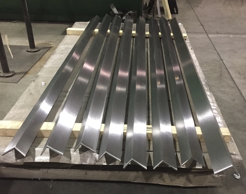Barras de ângulo de aço inoxidável 304 com opções laminadas a frio/a quente Espessura 0,3 mm-3,0 mm/3,0 mm-100 mm Faturamento por peso real
