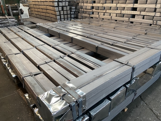 Tratamento térmico KW-HOT folha laminada barra de aço plana Material de construção Largura conforme necessário