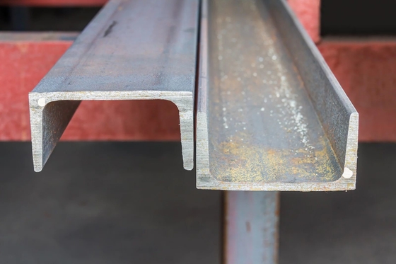 CIF/CFR/FOB/EX-WORK Term U-Channel Carbon Steel for Supporting System ASTM Standard Q235 Q345 SS400 0,8 mm-3,0 mm espessura