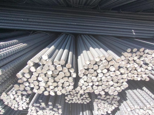 Rebarras de aço carbono de alto nível HRB400/500 ASTM A615 BS4449 para projetos de construção de edifícios comerciais