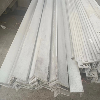 Serviço de descolagem de aço inoxidável L ângulo 201 430 302 321 310S 202 904L SS laminados a quente e opções de comprimento