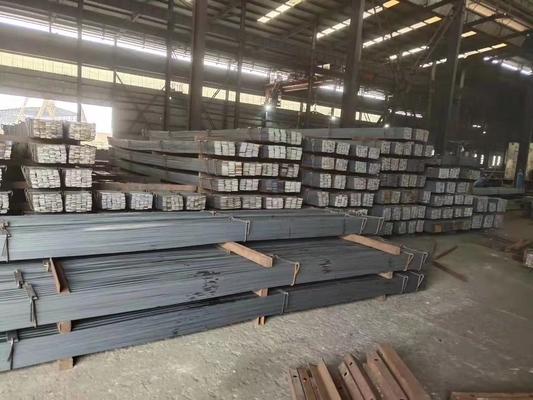 Tolerância de não liga ± 1% de barras planas de aço para o primeiro aço 20 45 S235 SS400 ASTM A36 Special Slit Rolled in High Demand
