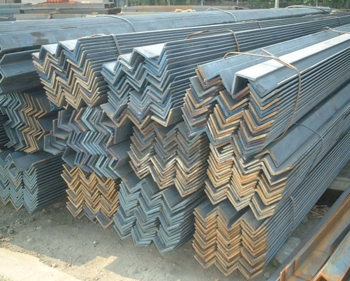30*30*3 40*40*4 aço galvanizado de carbono com ângulo igual ferro em forma de L barra de ângulo de aço leve para construção de edifícios e torre