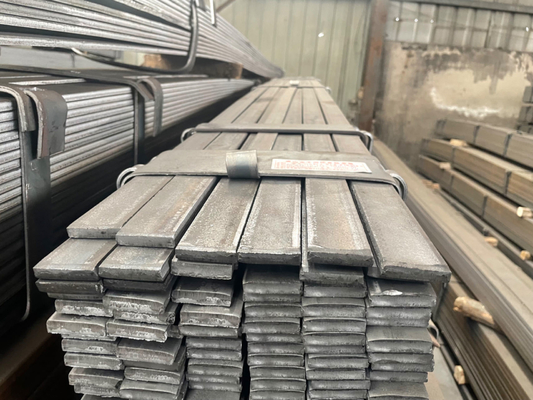 Aço carbono leve de barra plana retangular Q195/Q235/Q215/Q235/Q345/20Cr/40Cr/20CrMo/35CrMo/42CrMo para materiais de construção