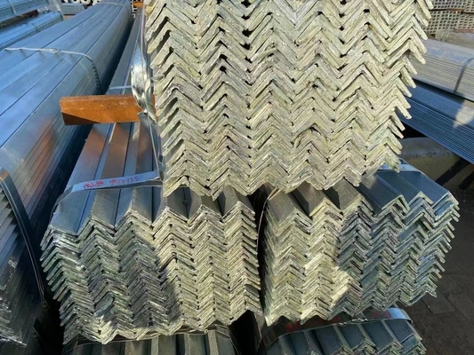 Do ângulo de aço do igual do carbono do ângulo ferro galvanizado de aço L barra ASTM a36 a53 Q235 Q345 de ângulo de aço suave da forma
