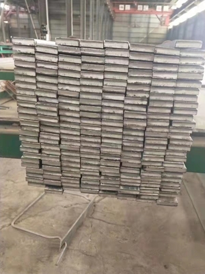 Fornecedores de barras planas de aço ligado A36 6m de aço galvanizado de carbono usadas para construção