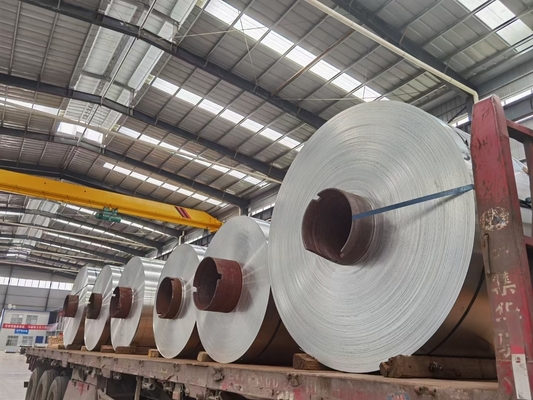 Fornecimento direto de fábrica bobina revestida de alumínio e zinco ASTM A755 SSGRD40 AZ bobina revestida de alumínio e zinco
