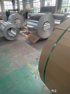 China preço de fábrica 1050 1060 bobina de alumínio em venda quente para construção decoração folha de telhado