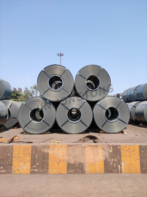 Fornecimento directo de fábrica Decantação e lubrificação 0,9 mm 1,7 mm 1000 mm largura 1500 mm bobina de aço carbono preço em quente bobina de aço