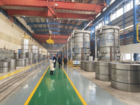 China Fornecedor bobina de aço laminada a frio astm a36 carbono S235 S355 A36 A572 A53 A105 bobinas de aço carbono leve