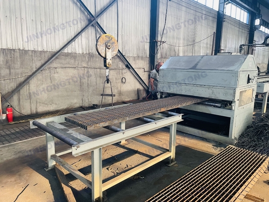 Customizado OEM Hot Dip Galvanized Plain 2mm 2.5mm 3.0mm Serrated Bar Steel Grating preços para telhado