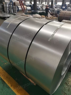 Alta qualidade 410 430 310s 301 espelho 0,4 mm rolos de tiras de aço inoxidável laminados a quente qualidade secundária em bobina