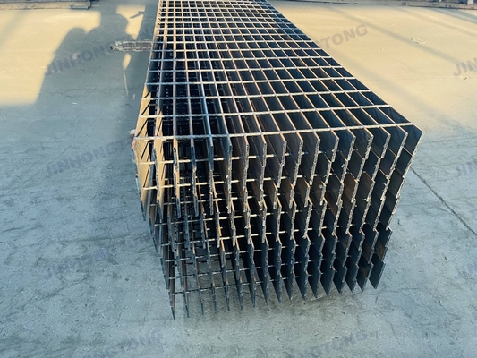 Venda a quente Construção Alta resistência 3-50mm Q235 201 304 316 345 Grelha de aço carbono