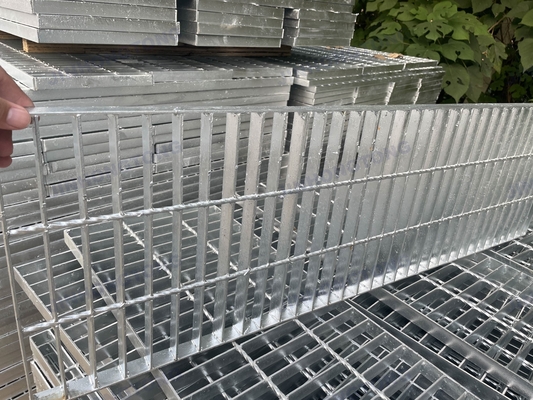 Venda a quente JHT galvanizado aço grelha de terraço de passagem Melhor grelha de aço para uma passagem grelha de aço Q235 201 304 316 345