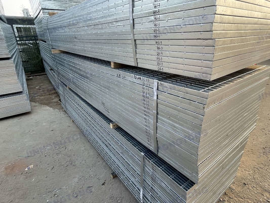 Materiais de construção metálicos de alta qualidade Grelha de drenagem de aço inoxidável Grelha de aço galvanizado a quente