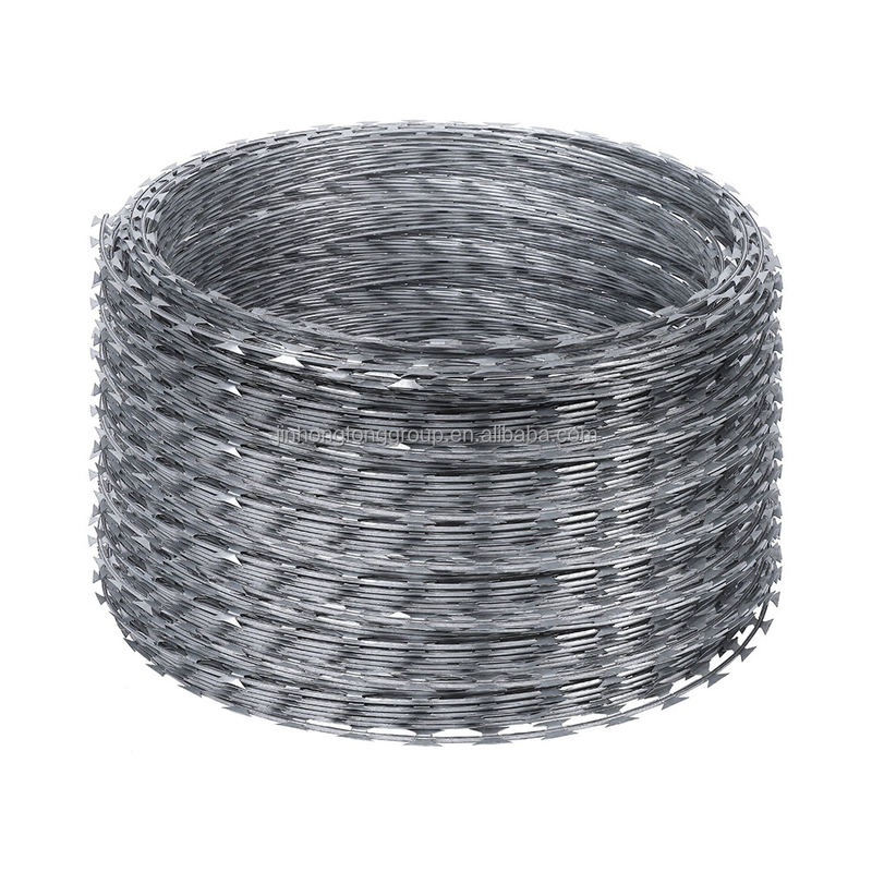 Máquina de arame farpado duplo-torcido A chave para acelerar a produção de rolos de arame farpado de barbear para uma proteção eficaz dos pastagens