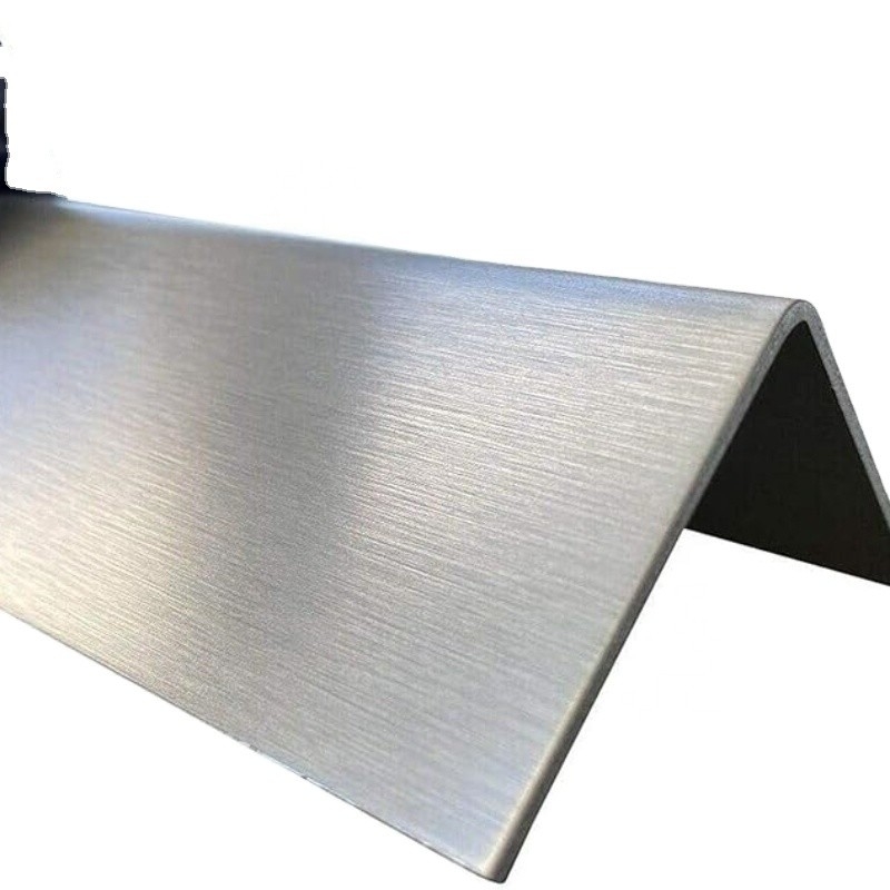 Q235/Q345/SS400/ST37-2/ST52/Q420/Q460/S235JR/S275JR/S355JR Ângulo de aço leve 40 mm x 40 mm x 5 mm para projetos de construção