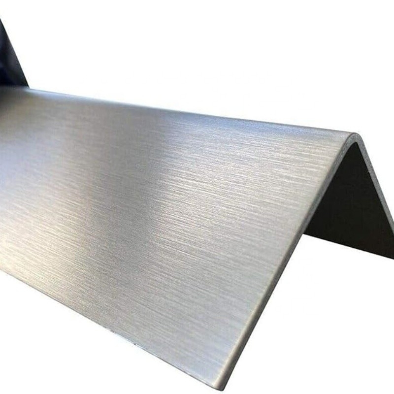 ASTM Standard Processing Drilling Equal Angle Steel Bar para S235JR-S335JR série 3-24 mm espessura